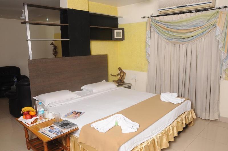 Hotel Tanisha Hyderabad Exterior foto
