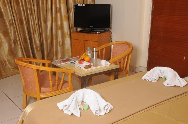 Hotel Tanisha Hyderabad Exterior foto